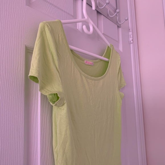 👚4/$20👚Ardene - green, fit crop top - Picture 3 of 5